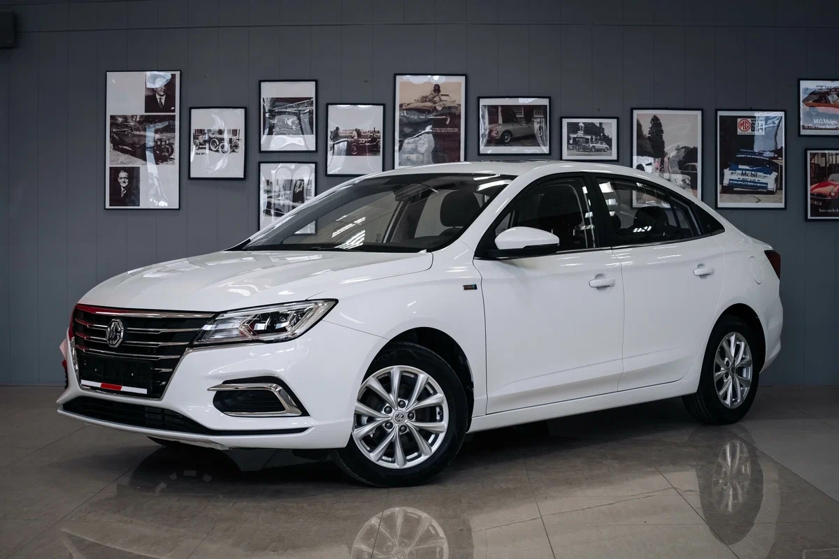 MG 5 с салона по цене от 2 279 000 рублей