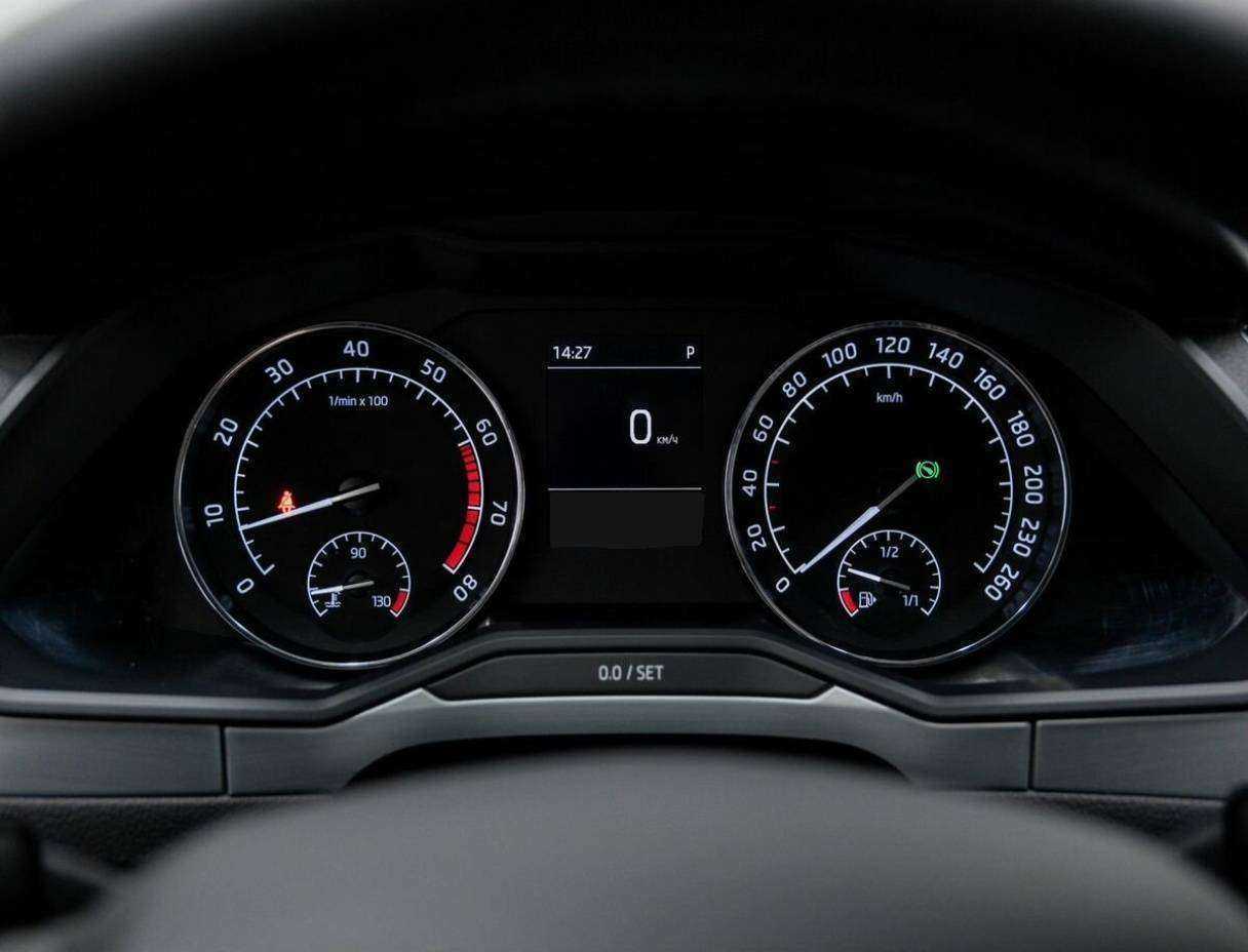 Б/У Шкода Суперб 2017 года. Фото: #25