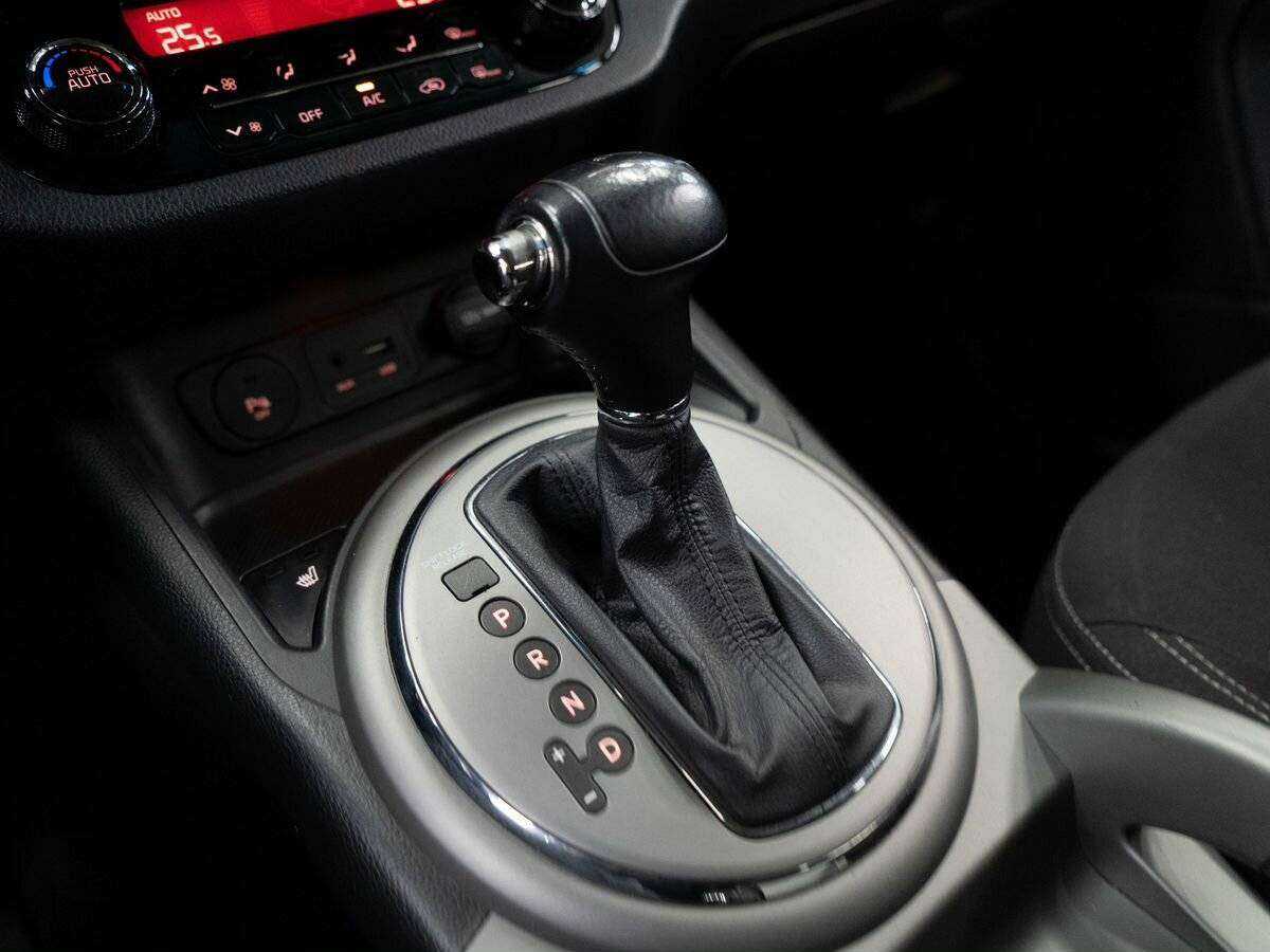 Б/У Киа Спортейдж 2015 года. Фото: #11