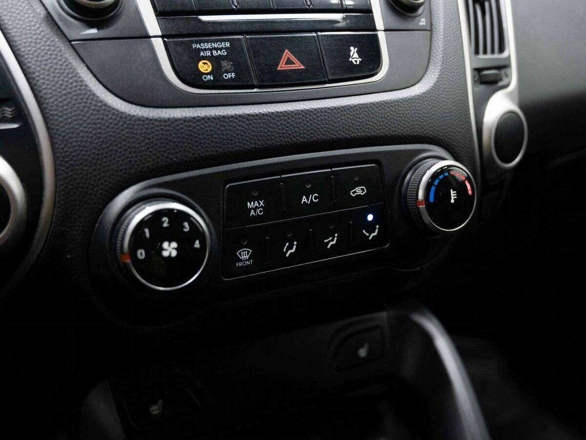 Б/У Хендай ай-икс35 2013 года. Фото: #16