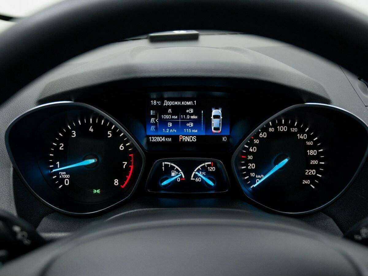 Б/У Форд Куга 2017 года. Фото: #24