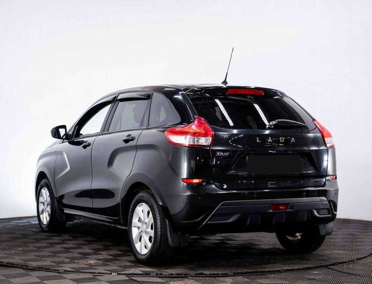 Б/У Лада (ВАЗ) ИКСРЭЙ 2018 года. Фото: #3