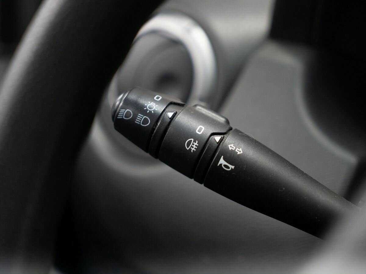 Б/У Рено Дастер 2013 года. Фото: #15