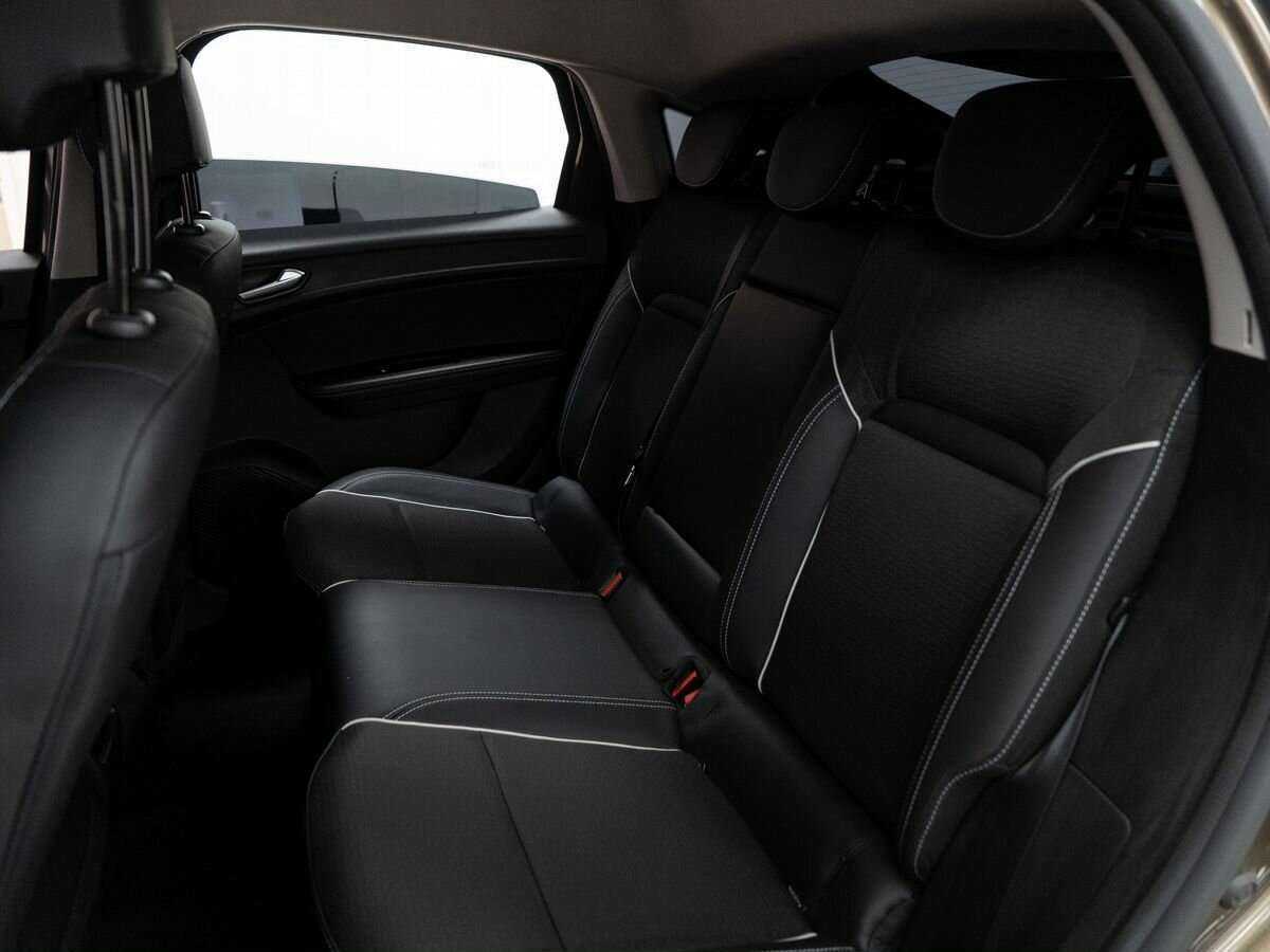 Б/У Рено Аркана 2019 года. Фото: #6