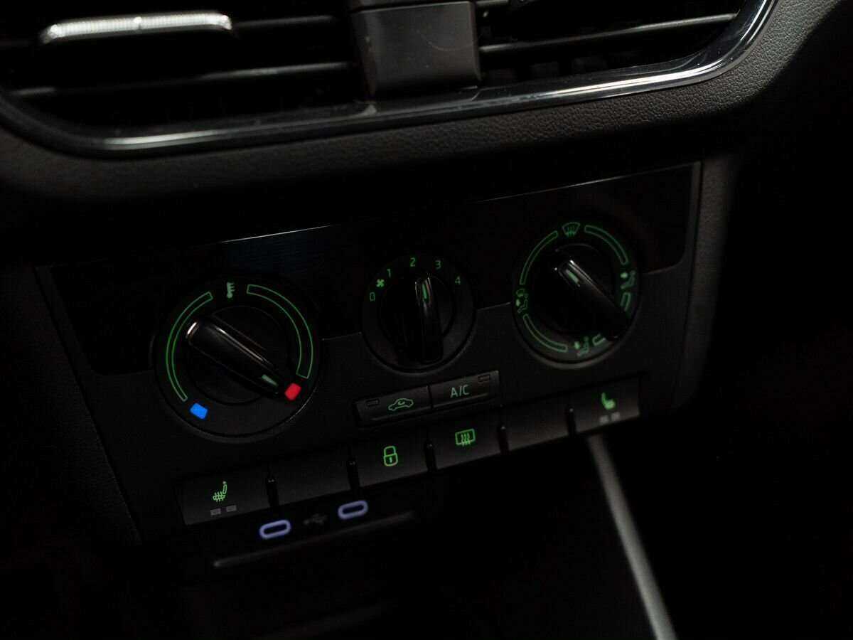 Б/У Шкода Рапид 2020 года. Фото: #11