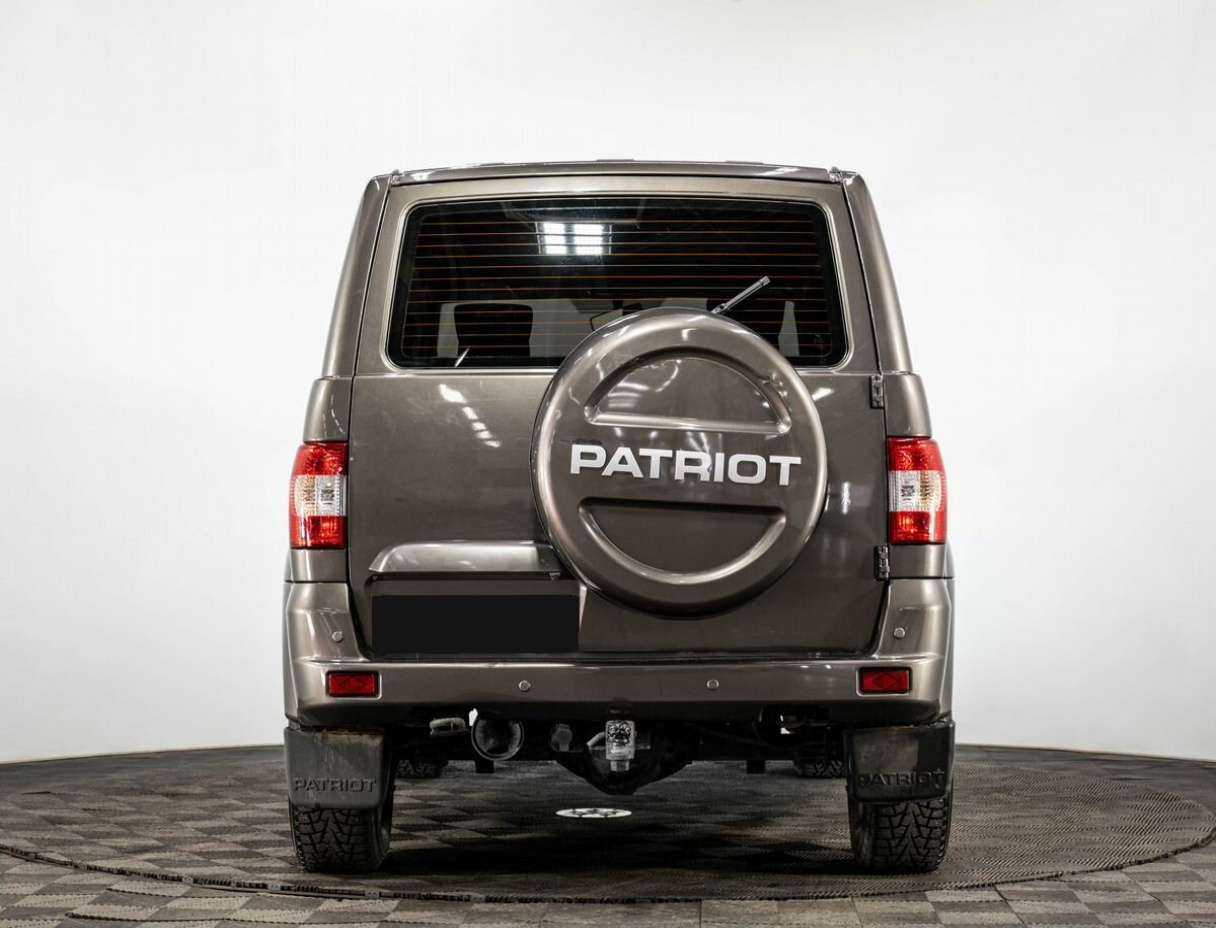 Б/У УАЗ Патриот 2017 года. Фото: #4