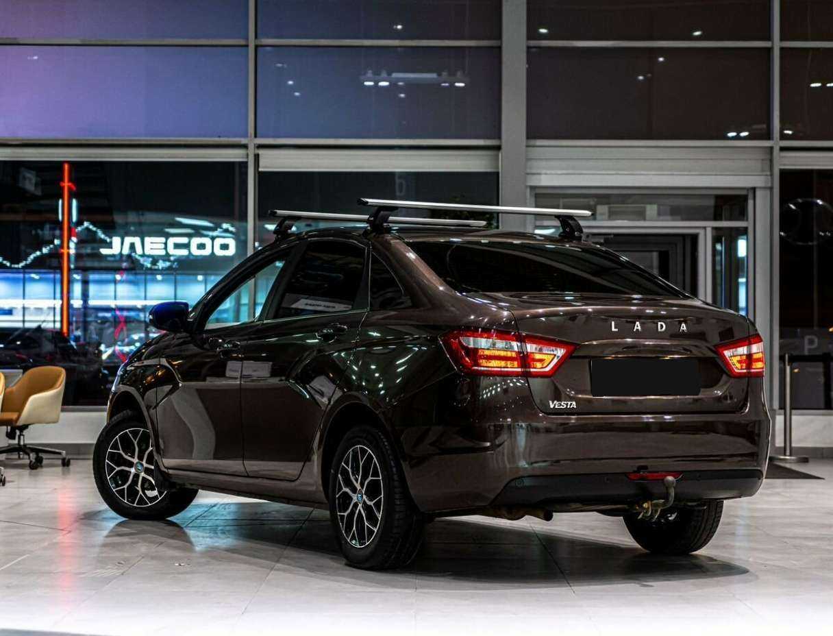 Б/У Лада (ВАЗ) Веста 2021 года. Фото: #3