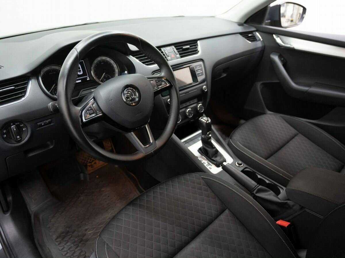 Б/У Шкода Октавия 2016 года. Фото: #9