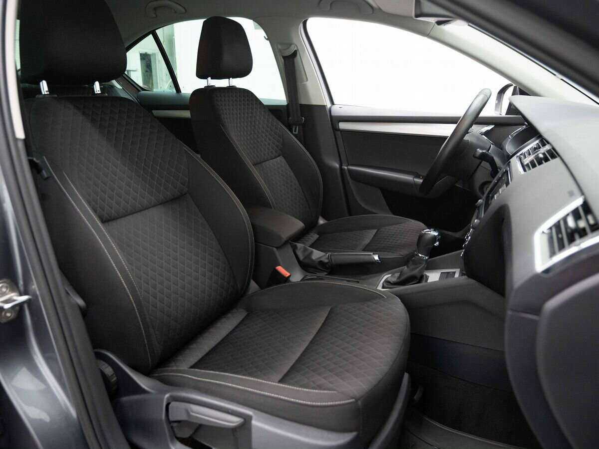 Б/У Шкода Октавия 2016 года. Фото: #14