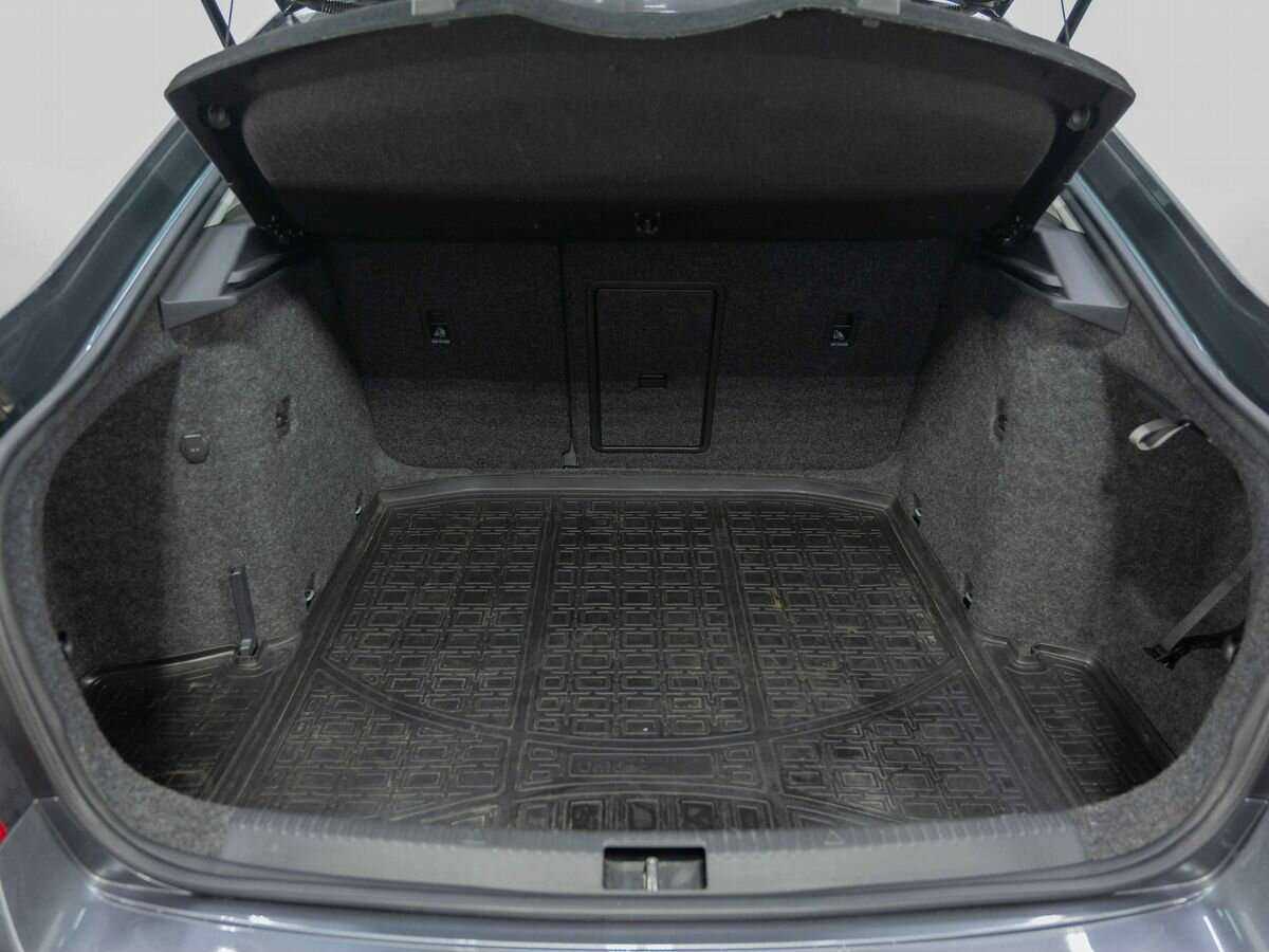 Б/У Шкода Октавия 2016 года. Фото: #25