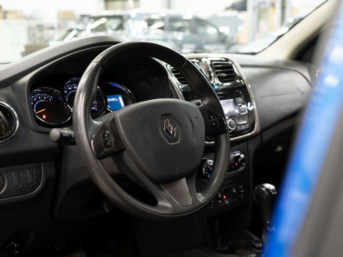 Б/У Рено Сандеро 2018 года. Фото: #4