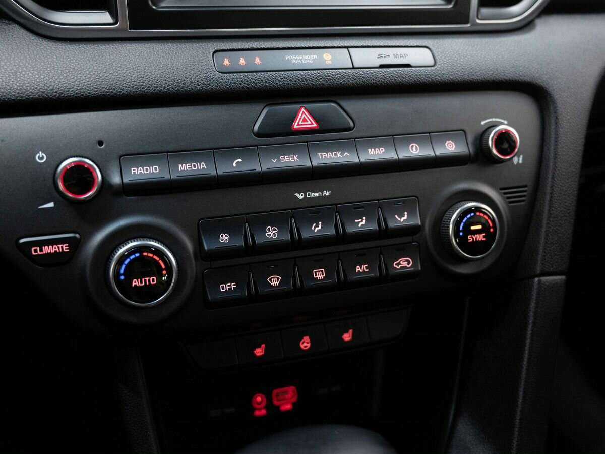 Б/У Киа Спортейдж 2016 года. Фото: #19