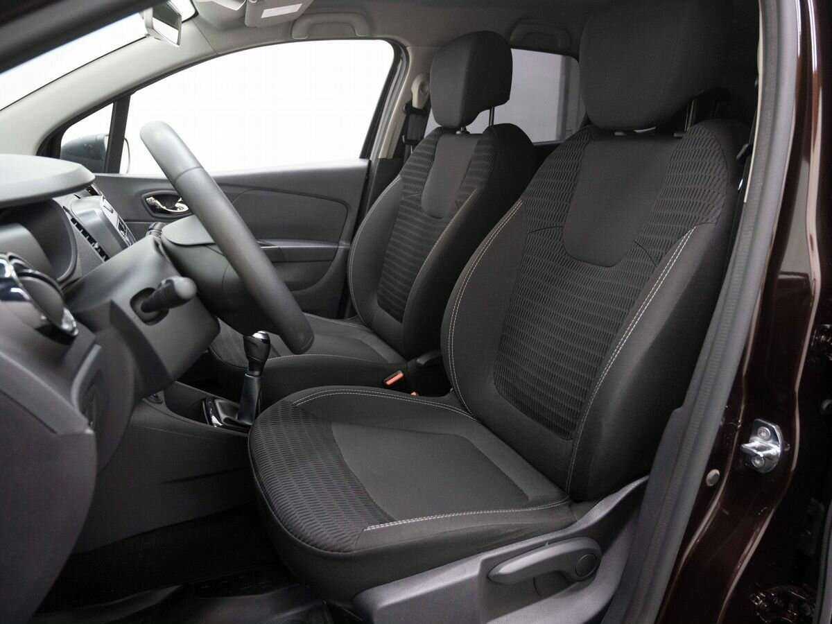 Б/У Рено Каптюр 2020 года. Фото: #7