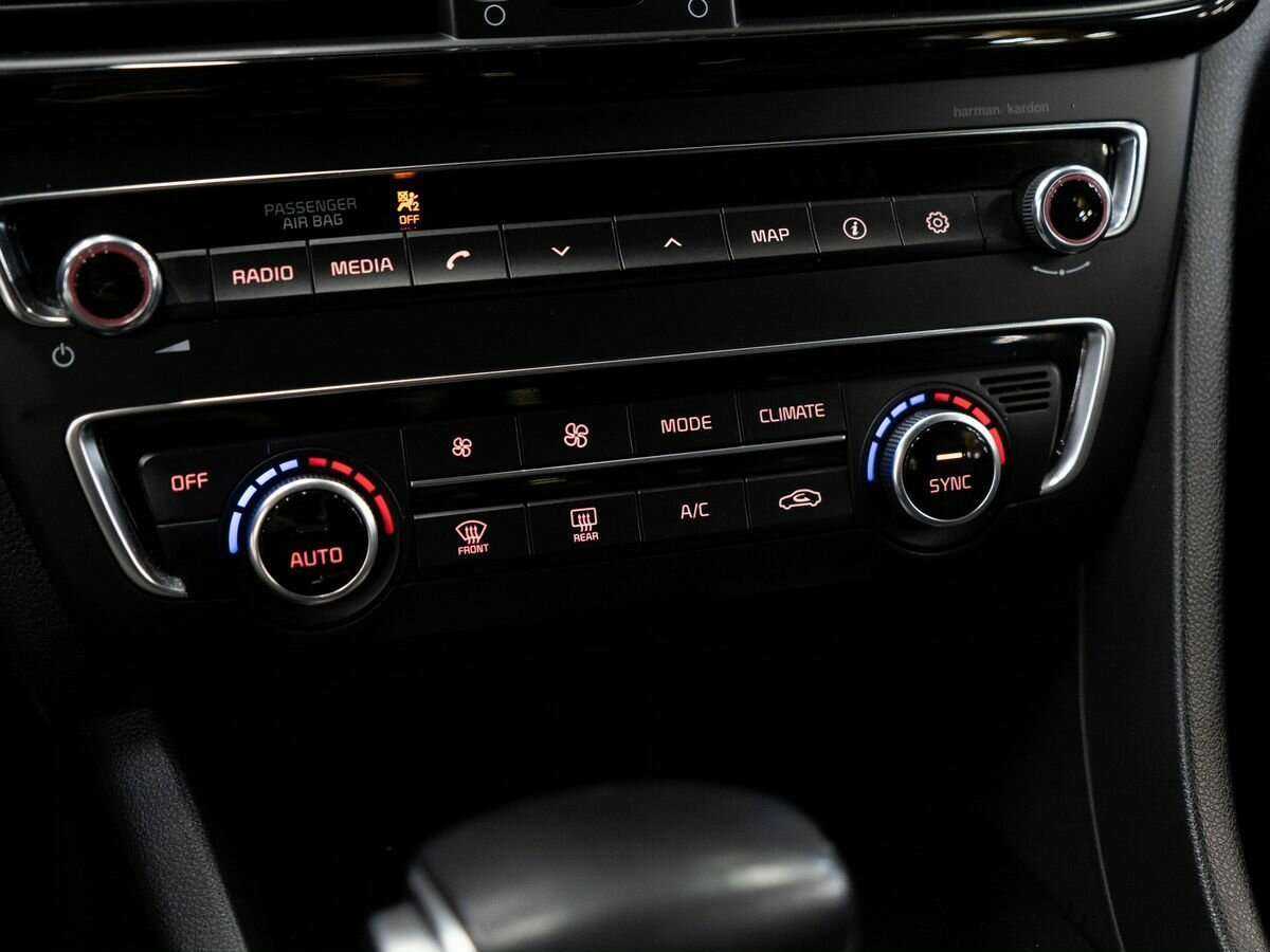 Б/У Киа Оптима 2018 года. Фото: #10