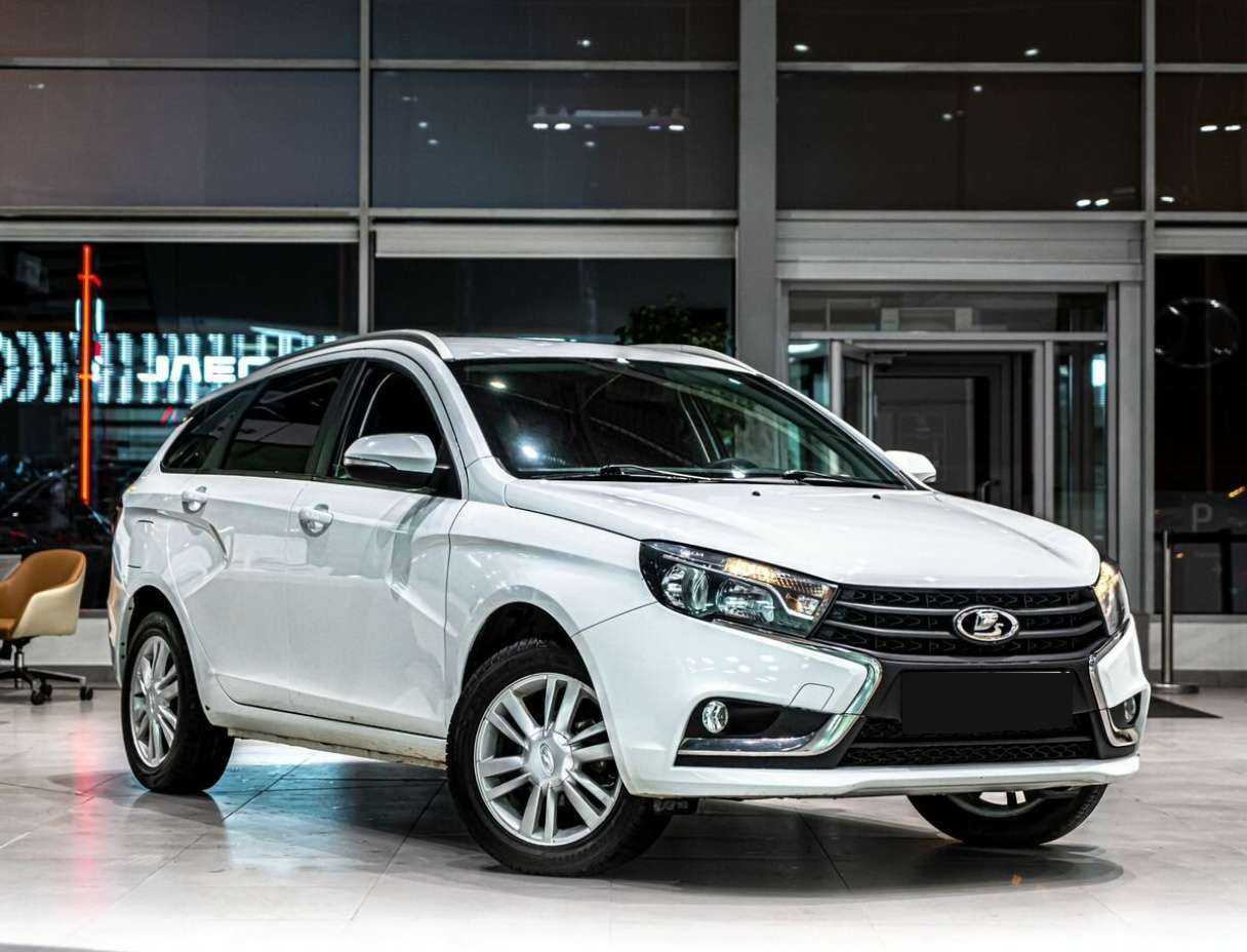 Б/У Лада (ВАЗ) Веста 2019 года. Фото: #1