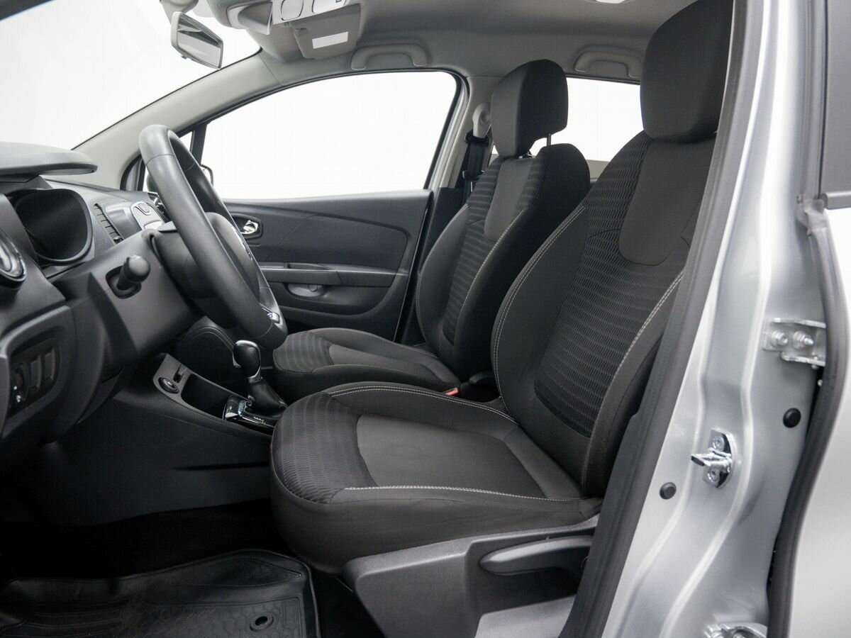 Б/У Рено Каптюр 2018 года. Фото: #13