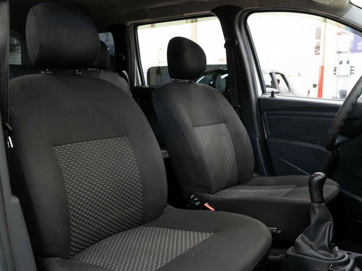 Б/У Лада (ВАЗ) Ларгус 2019 года. Фото: #9