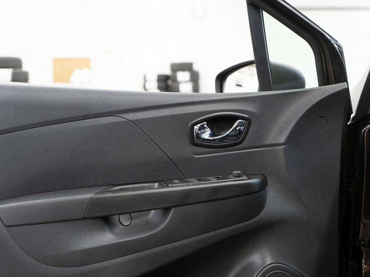 Б/У Рено Каптюр 2019 года. Фото: #16