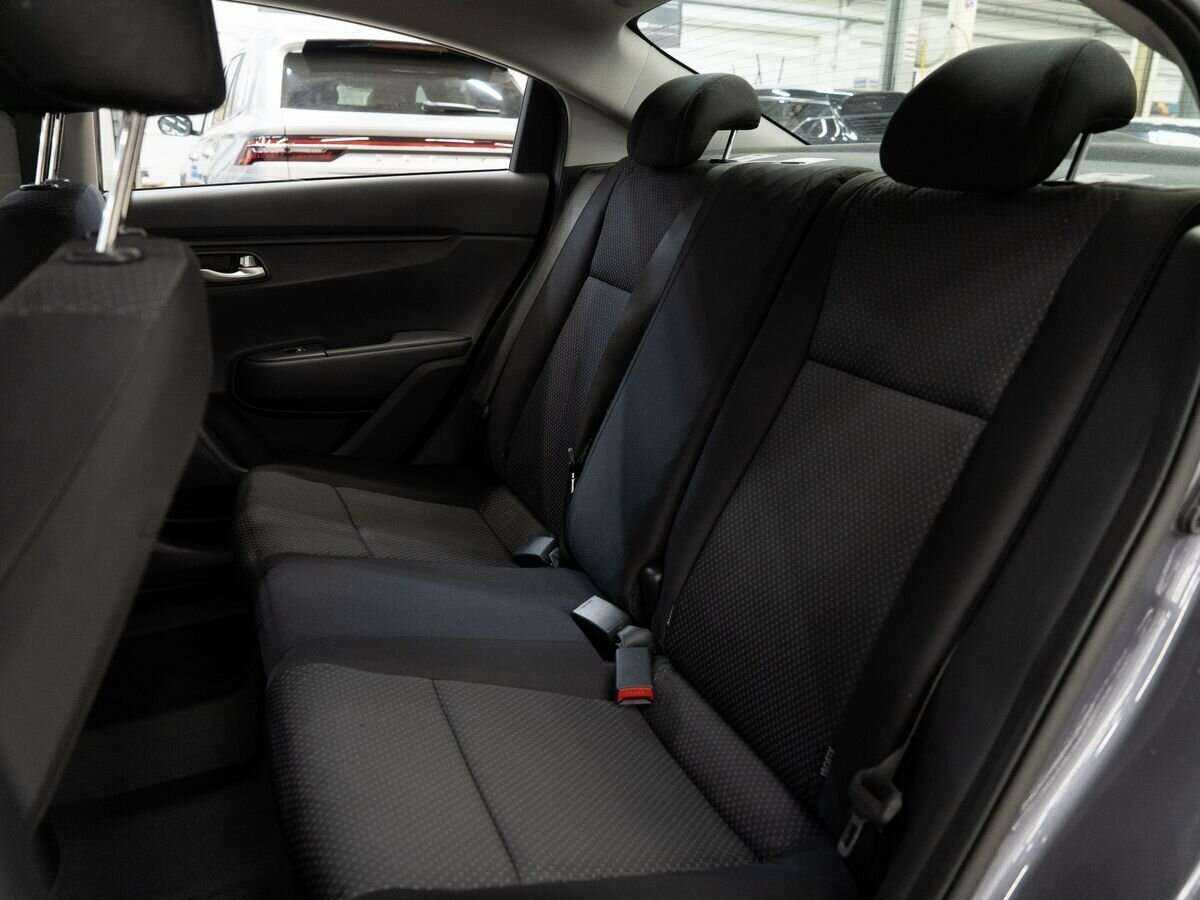 Б/У Киа Рио 2021 года. Фото: #6