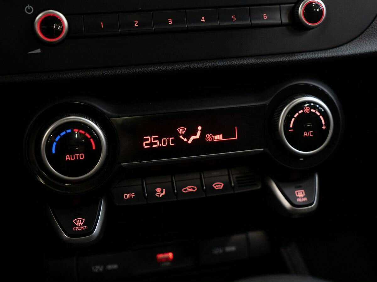 Б/У Киа Рио 2021 года. Фото: #13