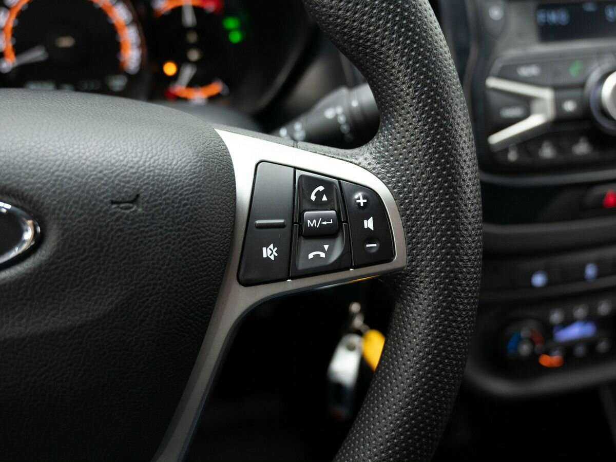 Б/У Лада (ВАЗ) Веста 2019 года. Фото: #16