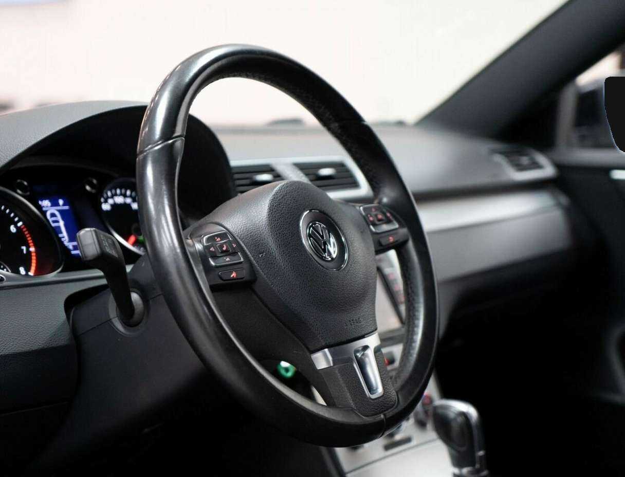 Б/У Фольксваген Пассат 2013 года. Фото: #6