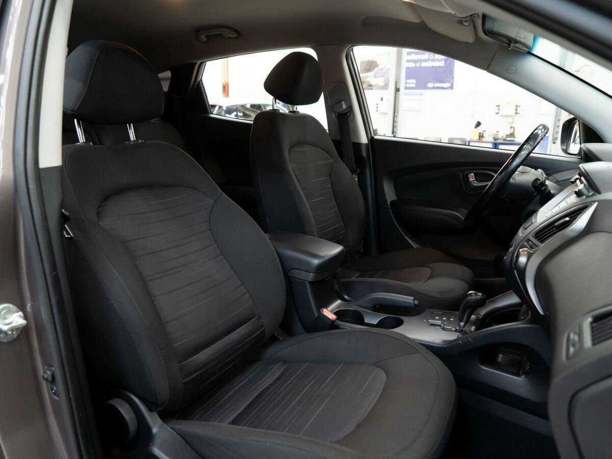 Б/У Хендай ай-икс35 2014 года. Фото: #8