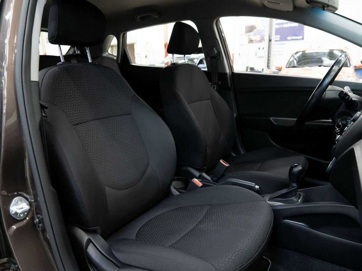 Б/У Киа Рио 2015 года. Фото: #8