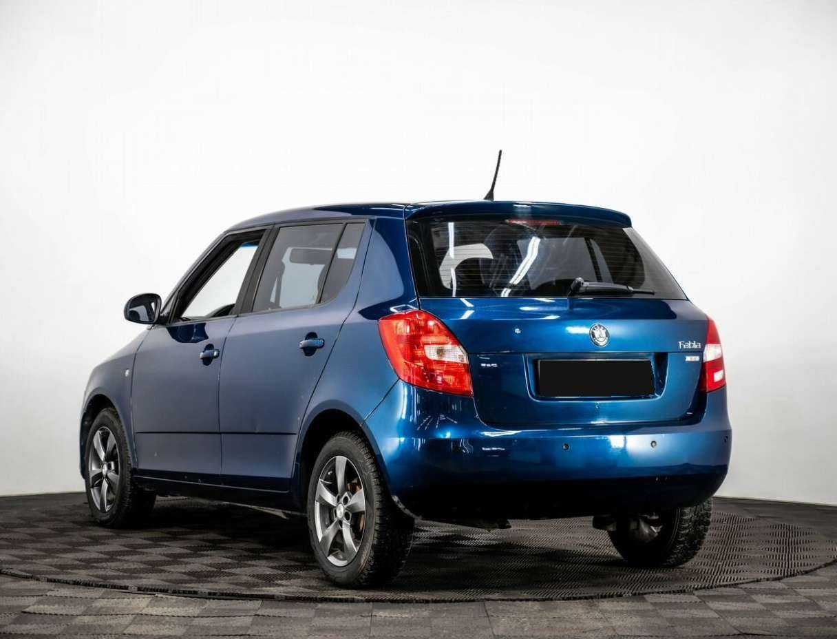Б/У Шкода Фабия 2012 года. Фото: #3