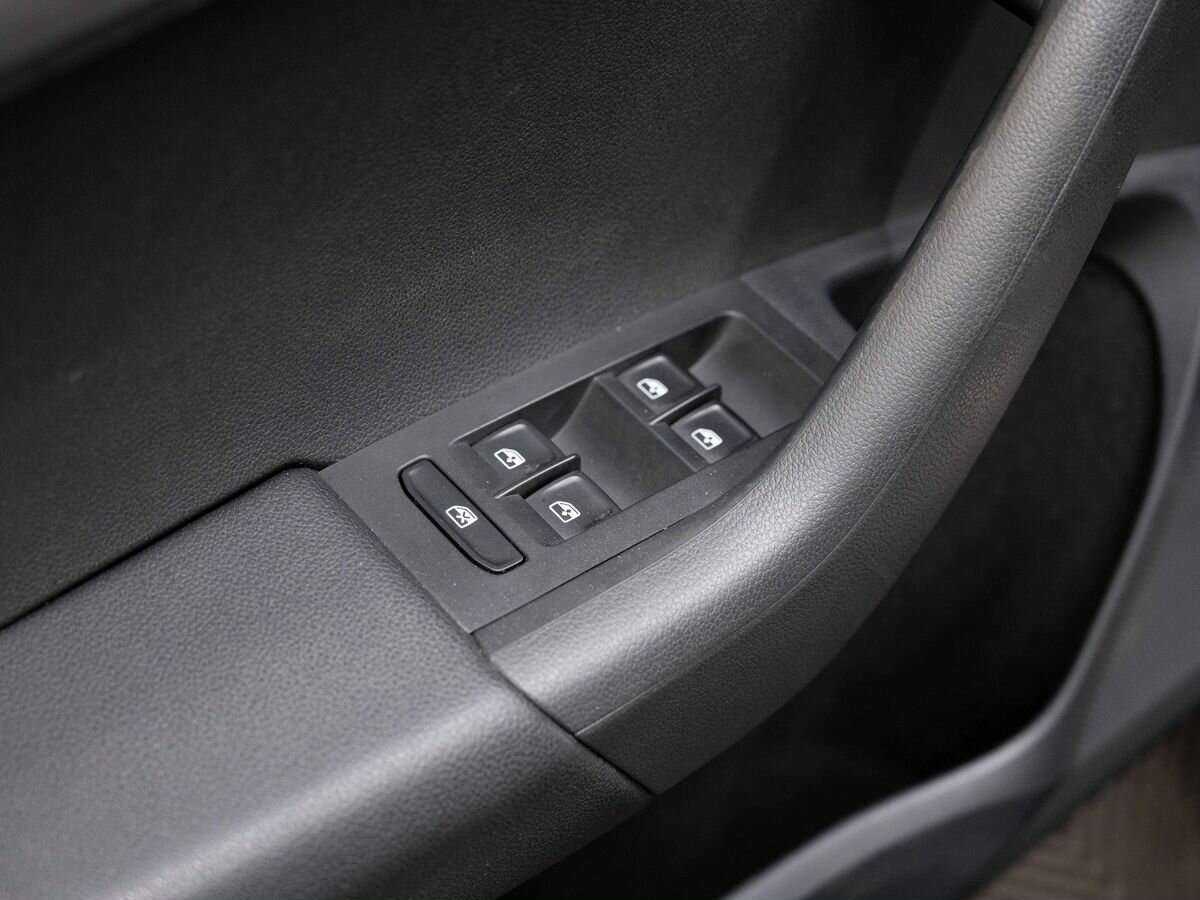 Б/У Шкода Октавия 2017 года. Фото: #15