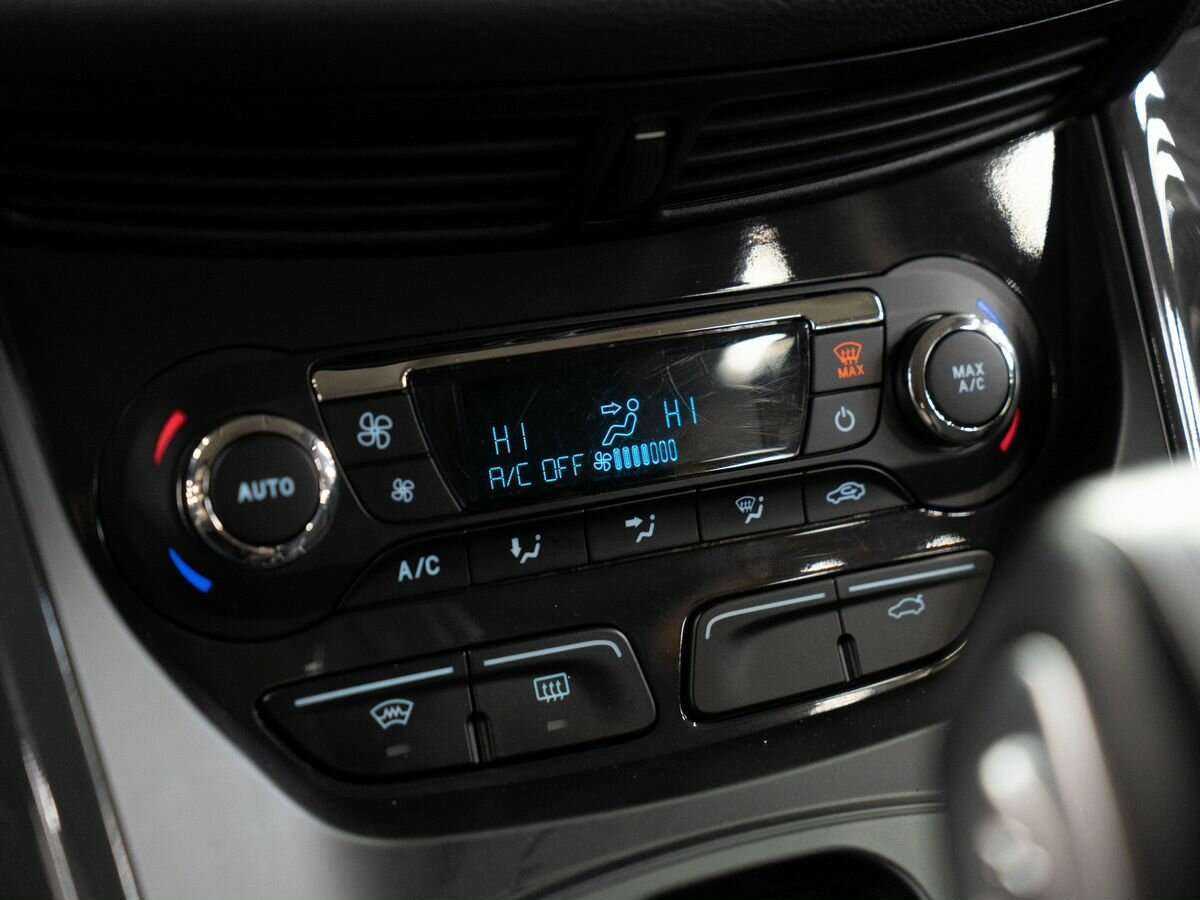 Б/У Форд Куга 2013 года. Фото: #10