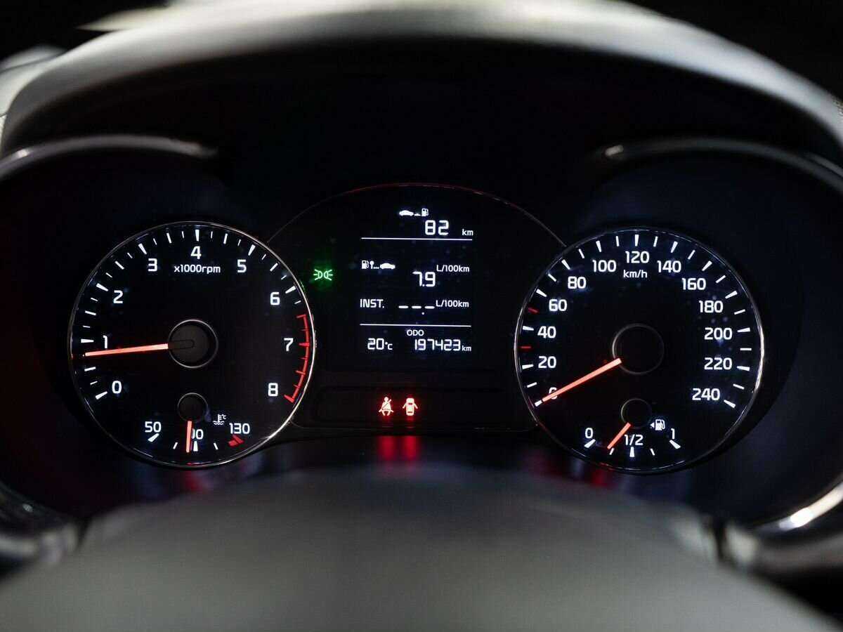 Б/У Киа Церато 2017 года. Фото: #9