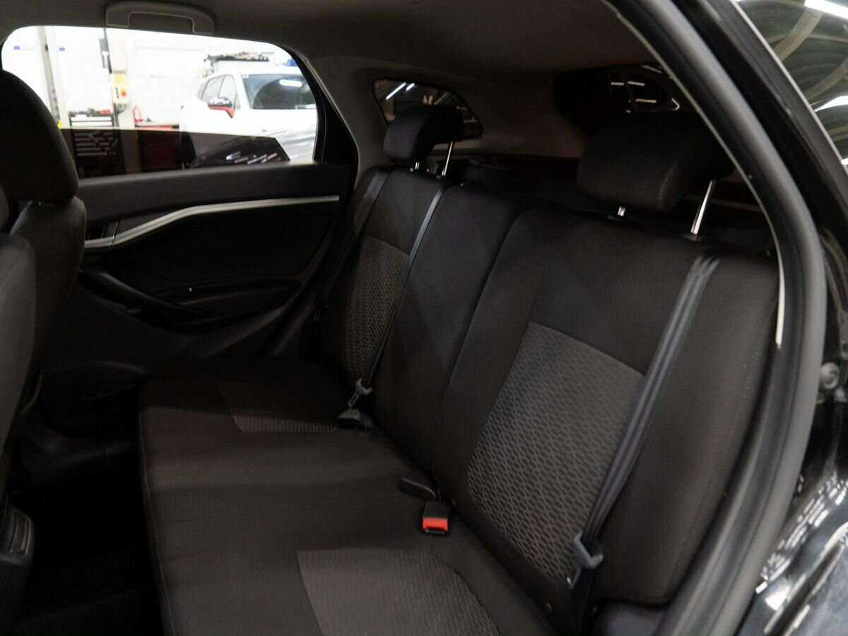 Б/У Лада (ВАЗ) Веста 2020 года. Фото: #6