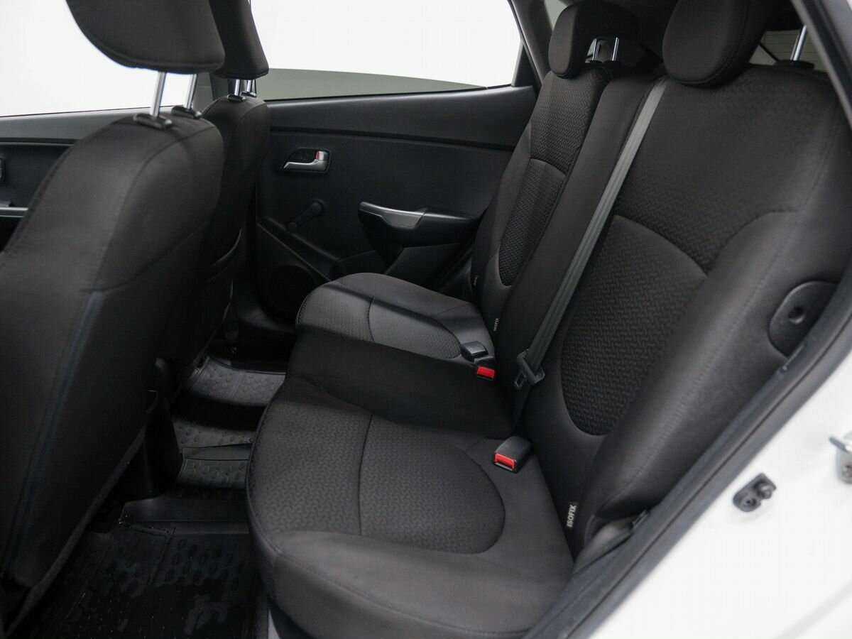 Б/У Киа Рио 2017 года. Фото: #11