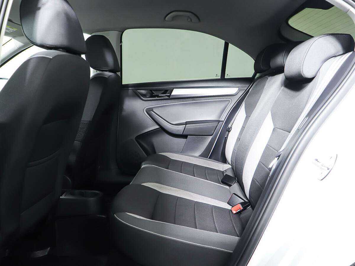 Б/У Шкода Рапид 2019 года. Фото: #9