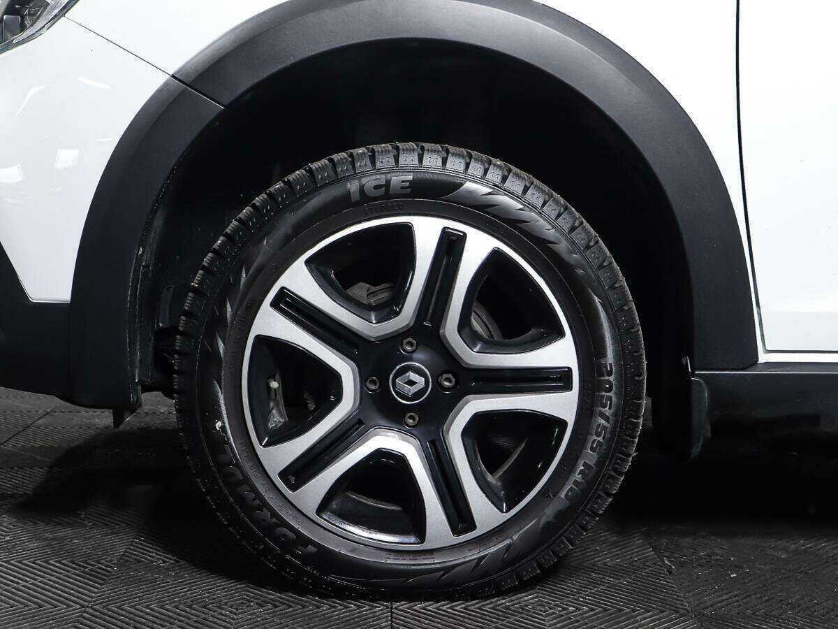 Б/У Рено Логан 2020 года. Фото: #17