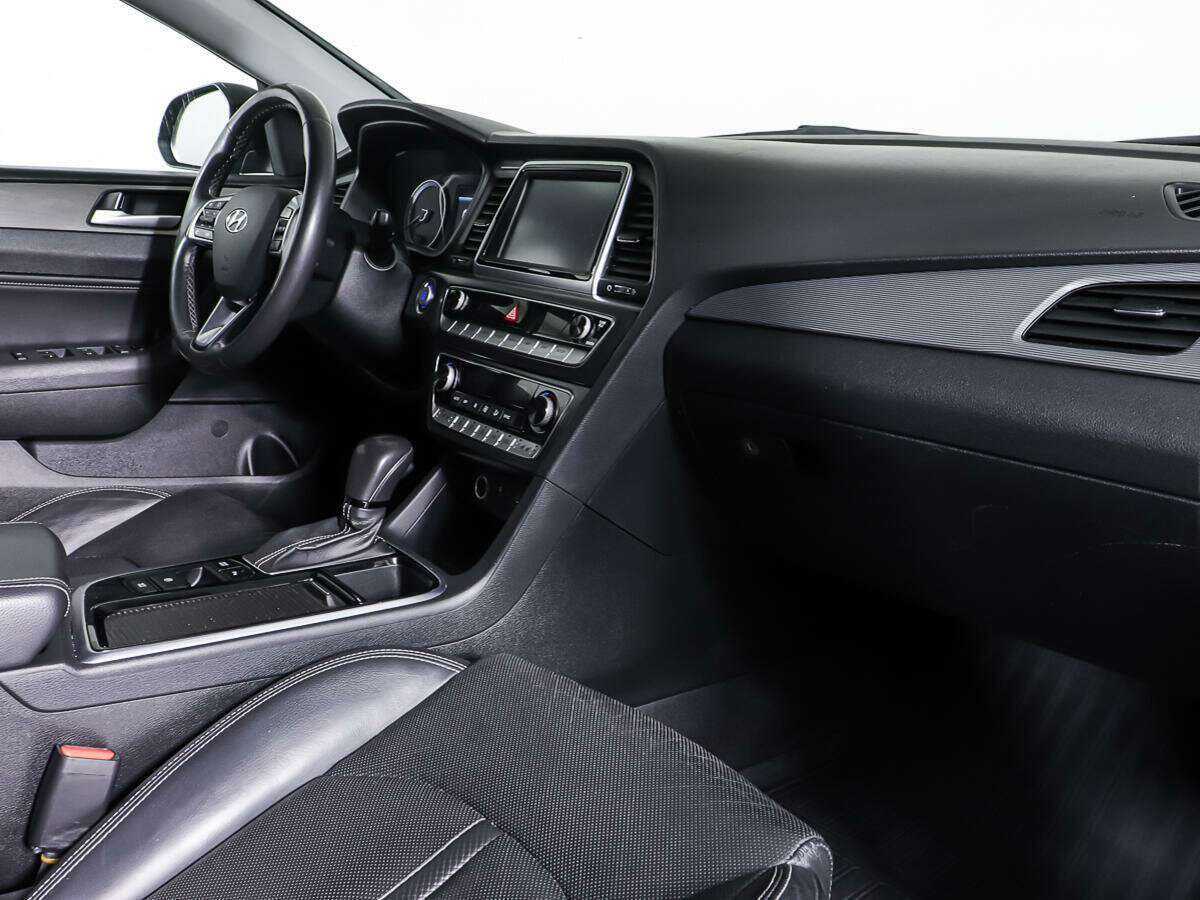 Б/У Хендай Соната 2017 года. Фото: #8