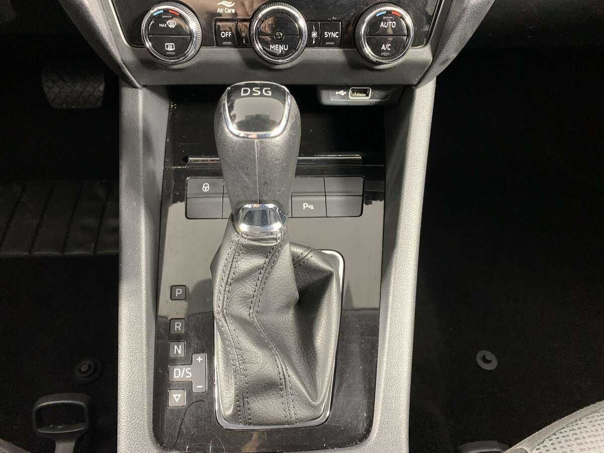 Б/У Шкода Октавия 2018 года. Фото: #17