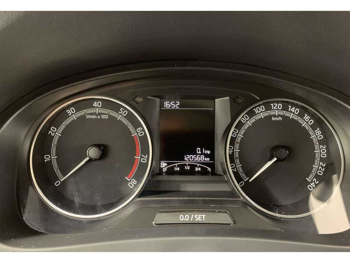 Б/У Шкода Рапид 2019 года. Фото: #10