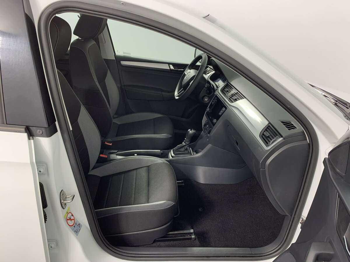 Б/У Шкода Рапид 2019 года. Фото: #15