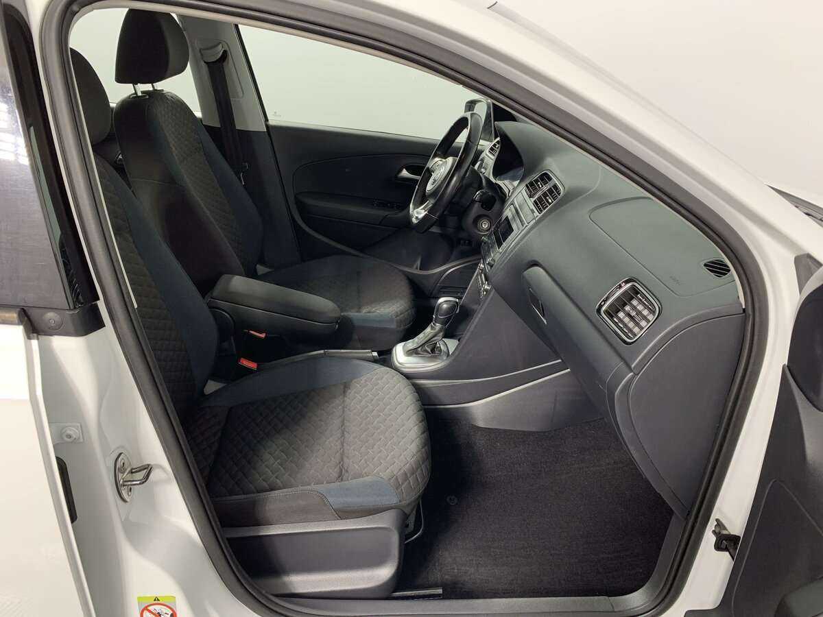 Б/У Фольксваген Поло 2020 года. Фото: #11