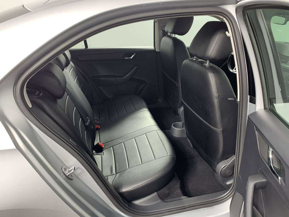 Б/У Шкода Рапид 2017 года. Фото: #12