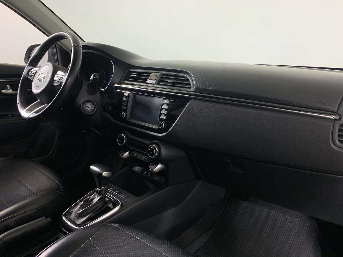 Б/У Киа Рио 2018 года. Фото: #10