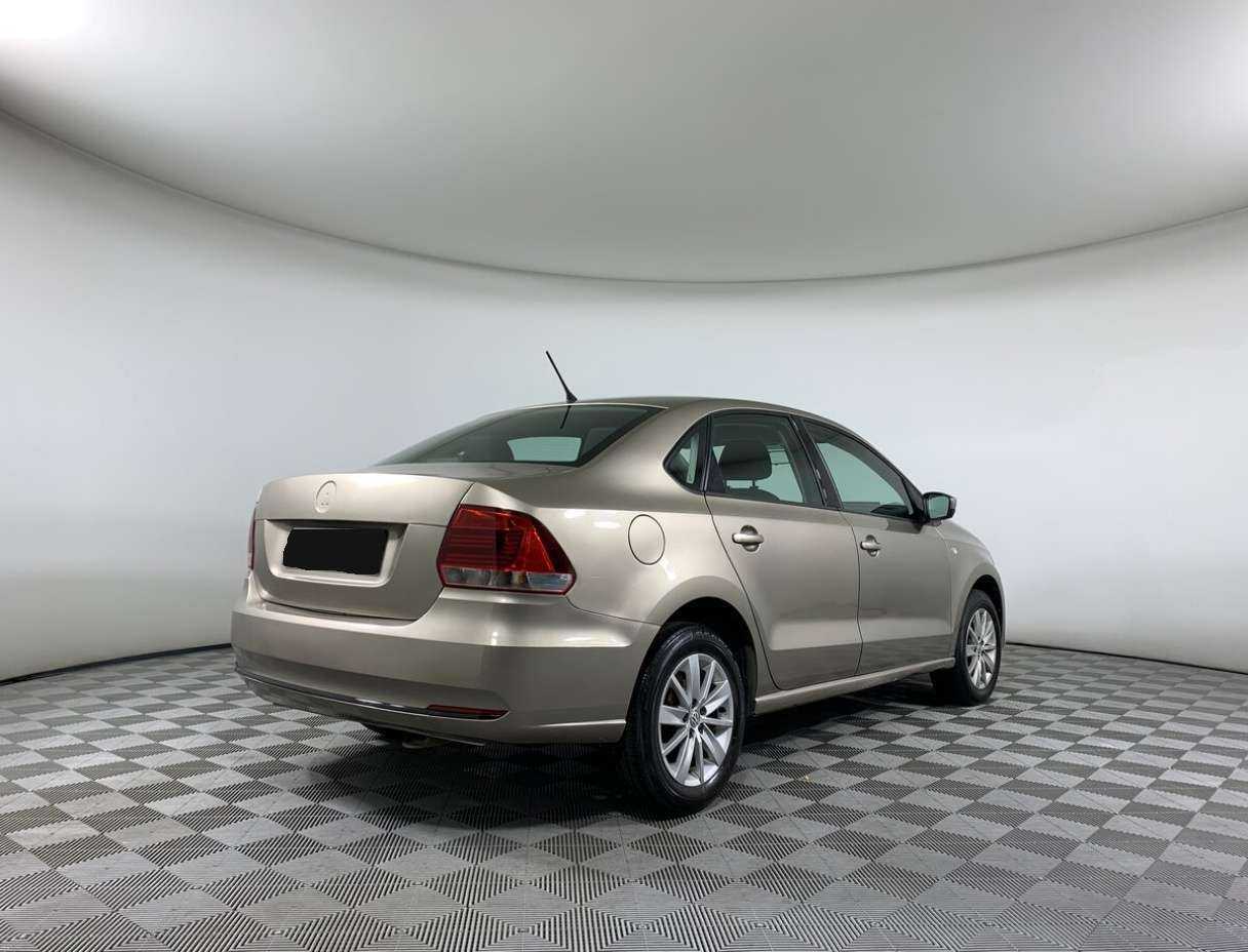 Б/У Фольксваген Поло 2015 года. Фото: #4