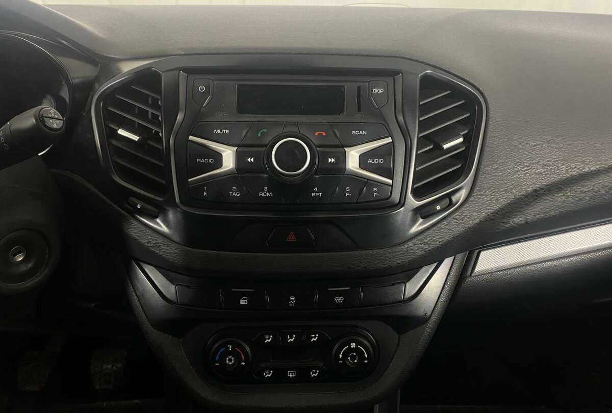 Б/У Лада (ВАЗ) Веста 2020 года. Фото: #9