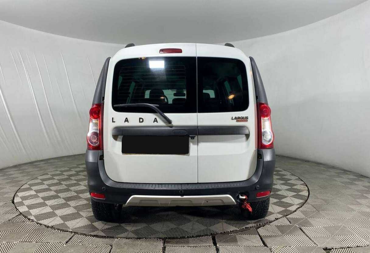 Б/У Лада (ВАЗ) Ларгус 2021 года. Фото: #5