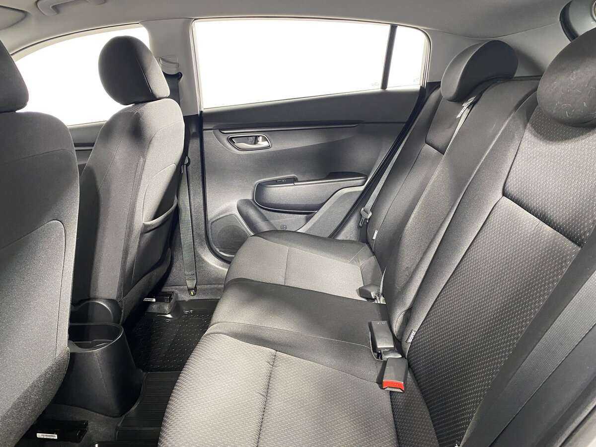 Б/У Киа Рио 2021 года. Фото: #7