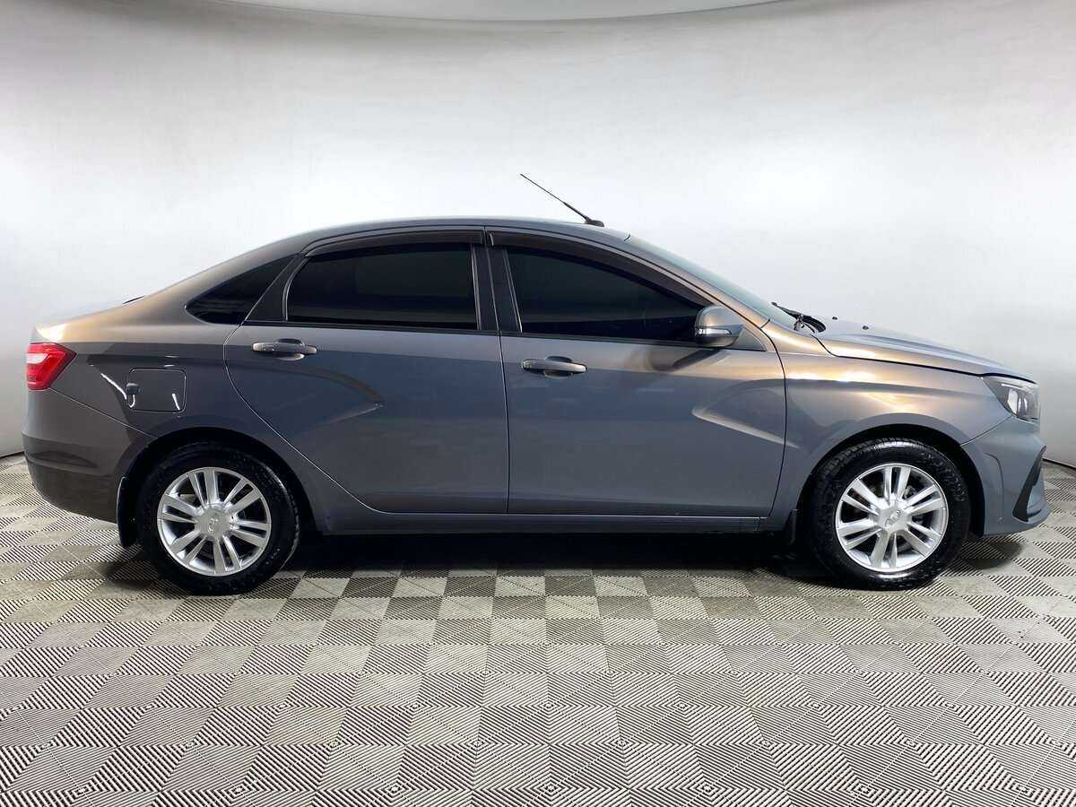 Б/У Лада (ВАЗ) Веста 2017 года. Фото: #3