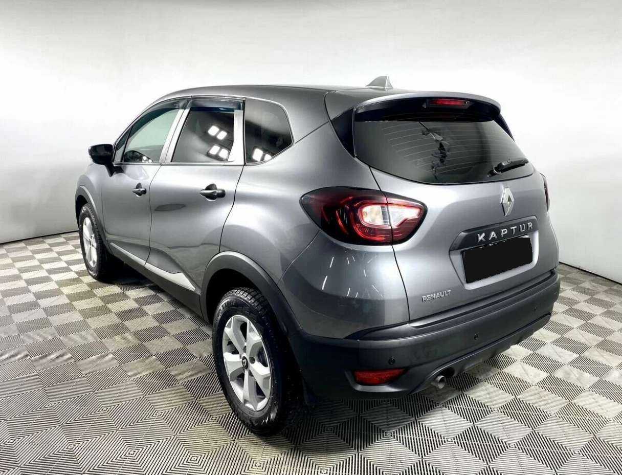 Б/У Рено Каптюр 2020 года. Фото: #6