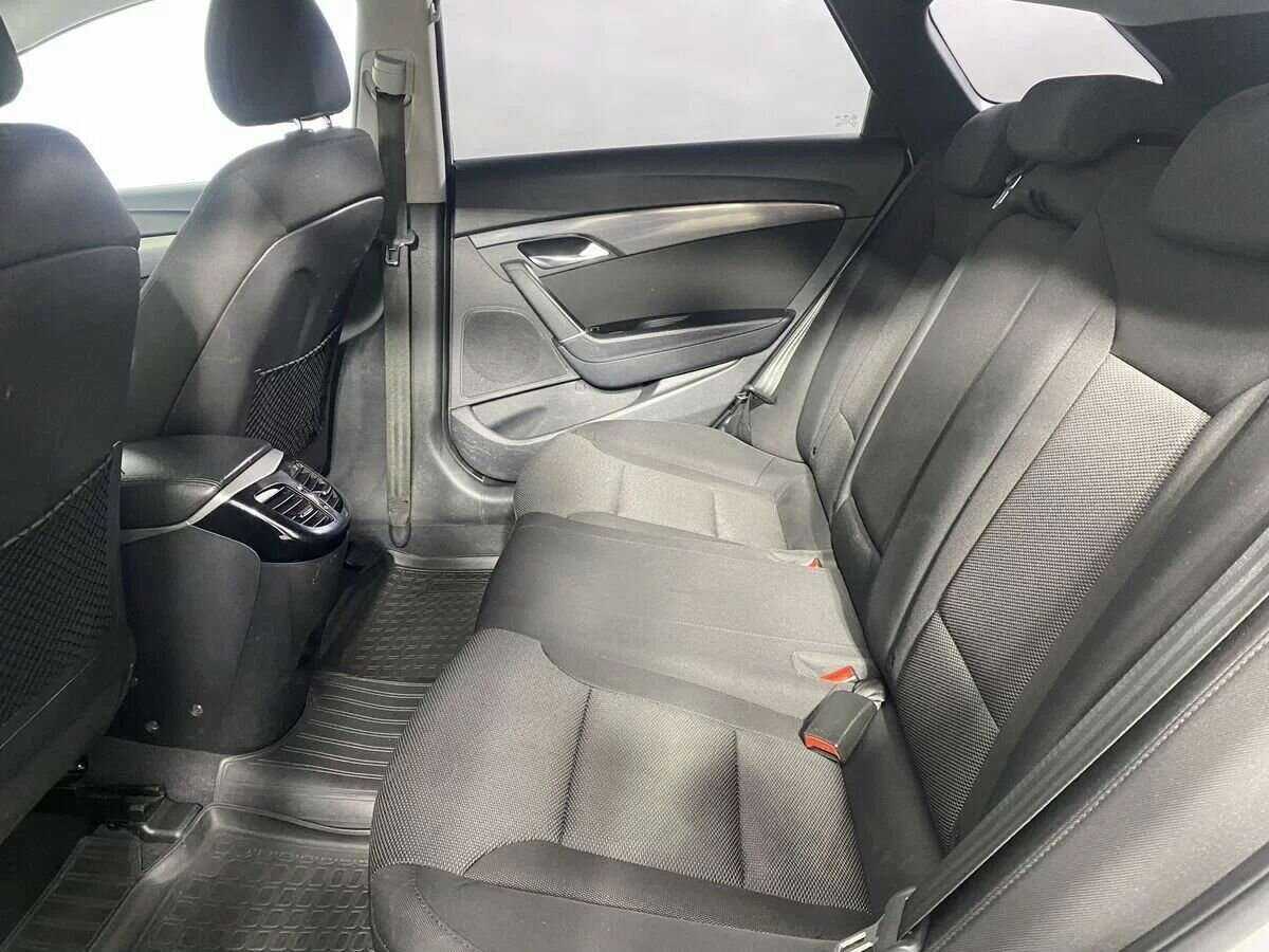 Б/У Хендай ай40 2013 года. Фото: #7